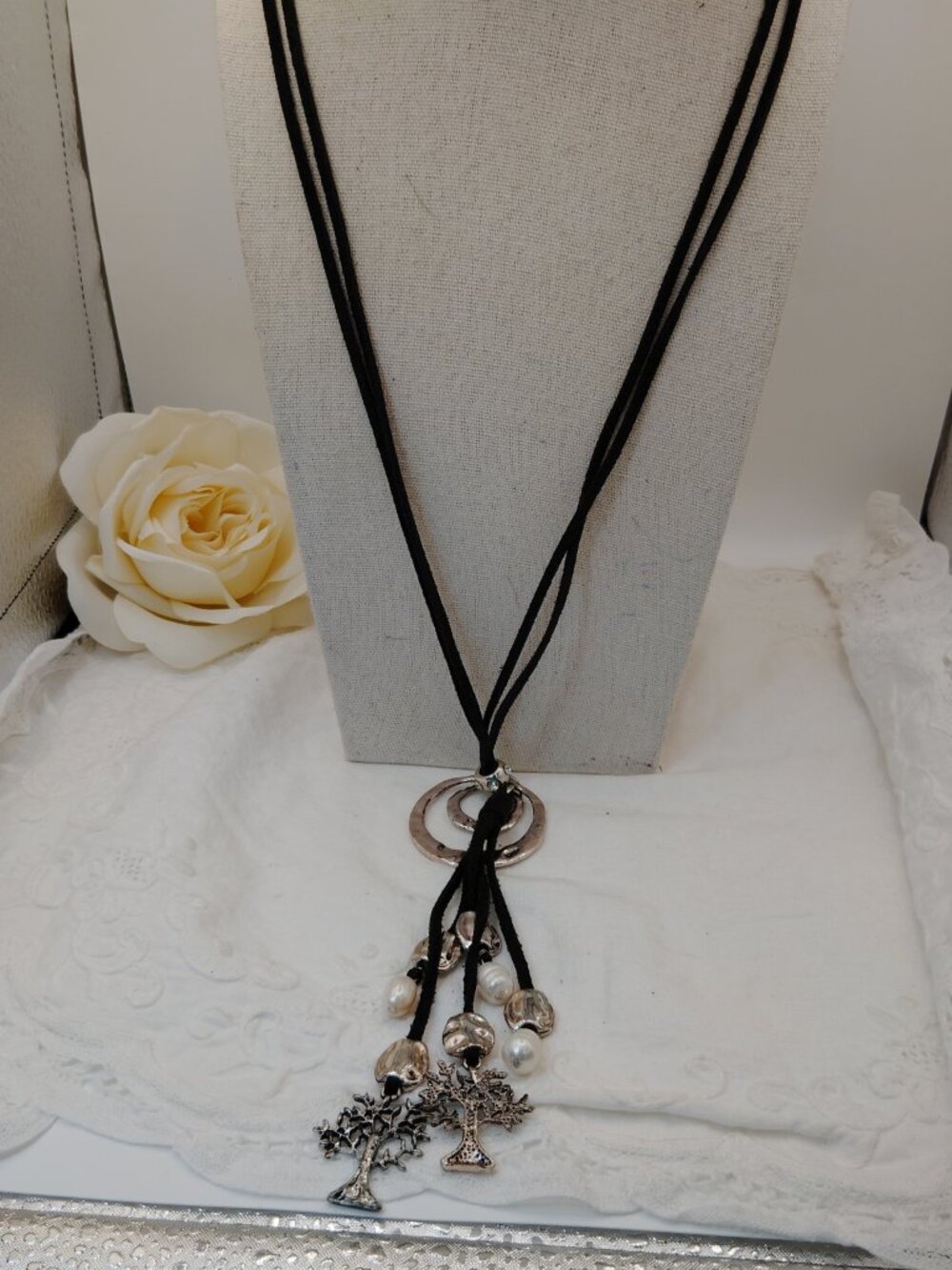 Boho Suede Tree Pendant Tassel Necklace – Silver Tone & Pearls